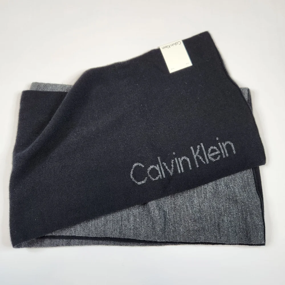 Mens Calvin Klein Reversible Grey Black Knit Scarf Muffler NWT